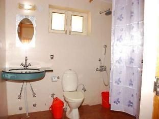 Hotel Ladakh Continental Leh Dış mekan fotoğraf