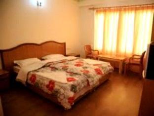 Hotel Ladakh Continental Leh Dış mekan fotoğraf